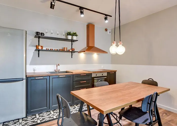 Platinium - Chmielna 72 דירה *