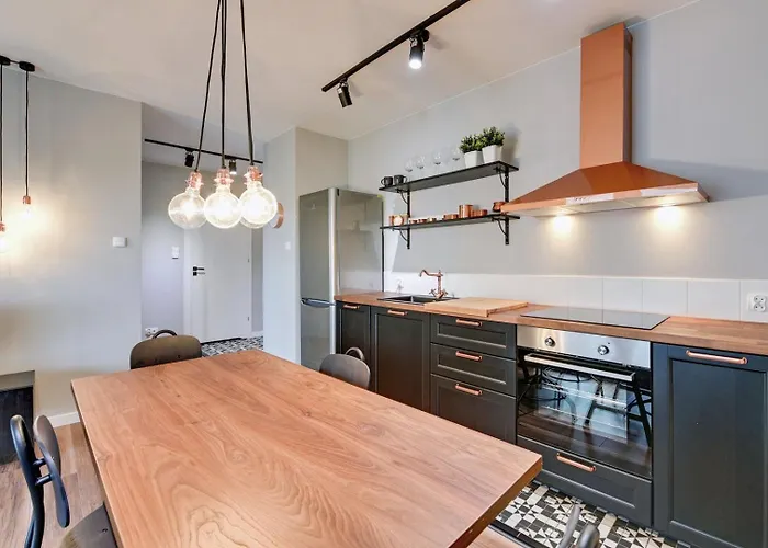 아파트 Platinium - Chmielna 72